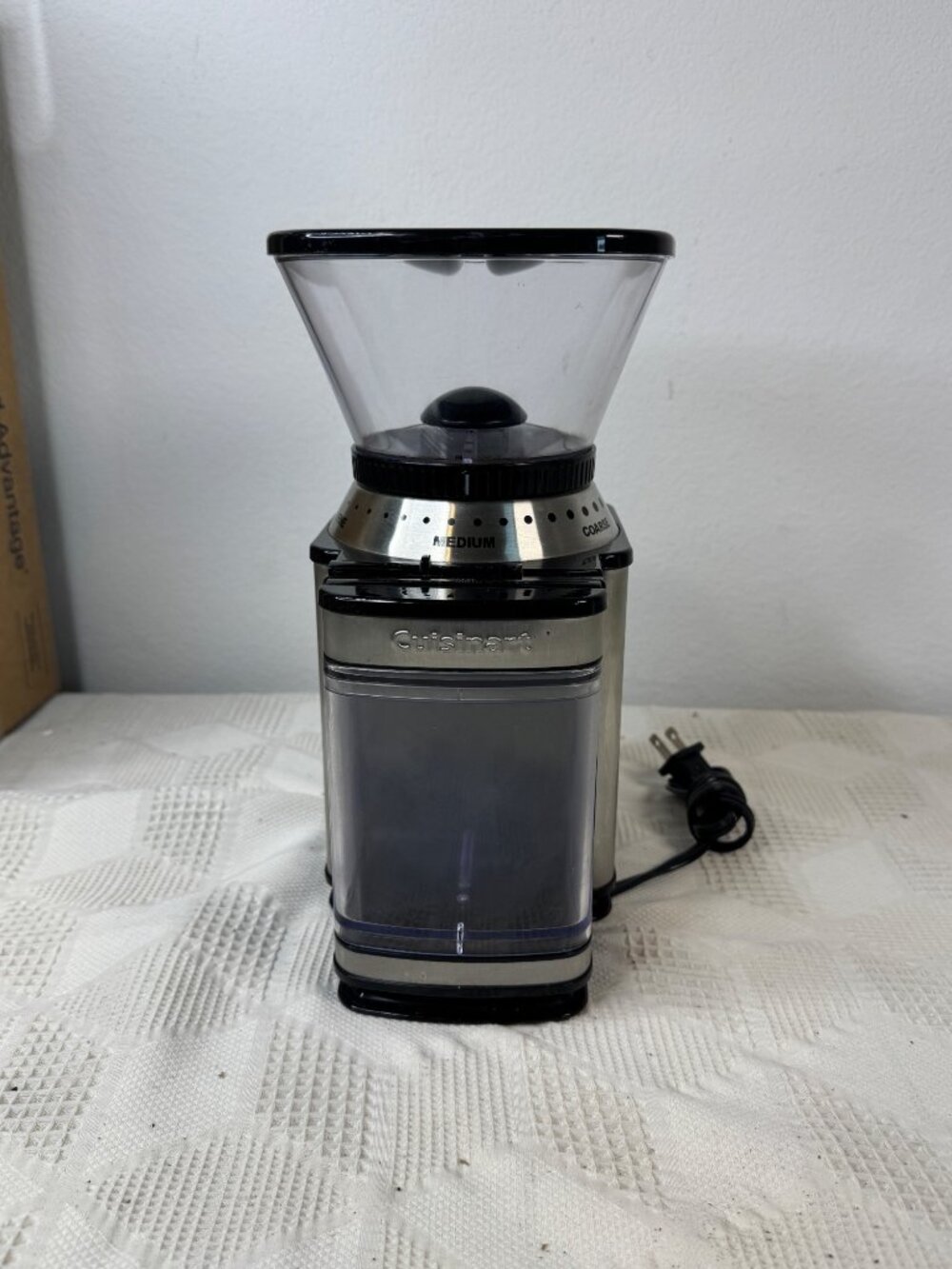 Cuisinart DBM-8 Supreme Grind Automatic Burr Mill Coffee Grinder Multi-Settings